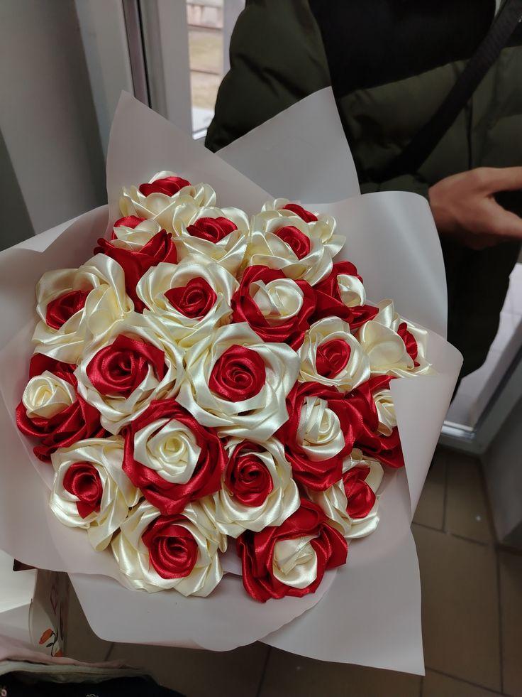 Eternal Embrace Crimson Rose Array